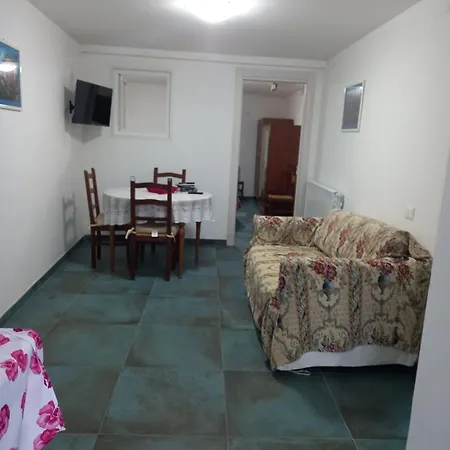 Casa Serena 2 *